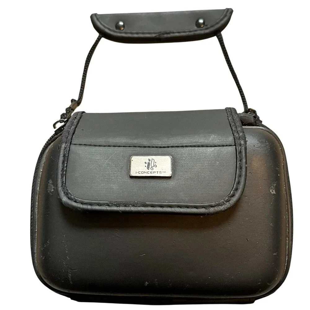 Concepts Digital Camera Case Bag With Carrying Strap Belt Loop Black Padded Zip